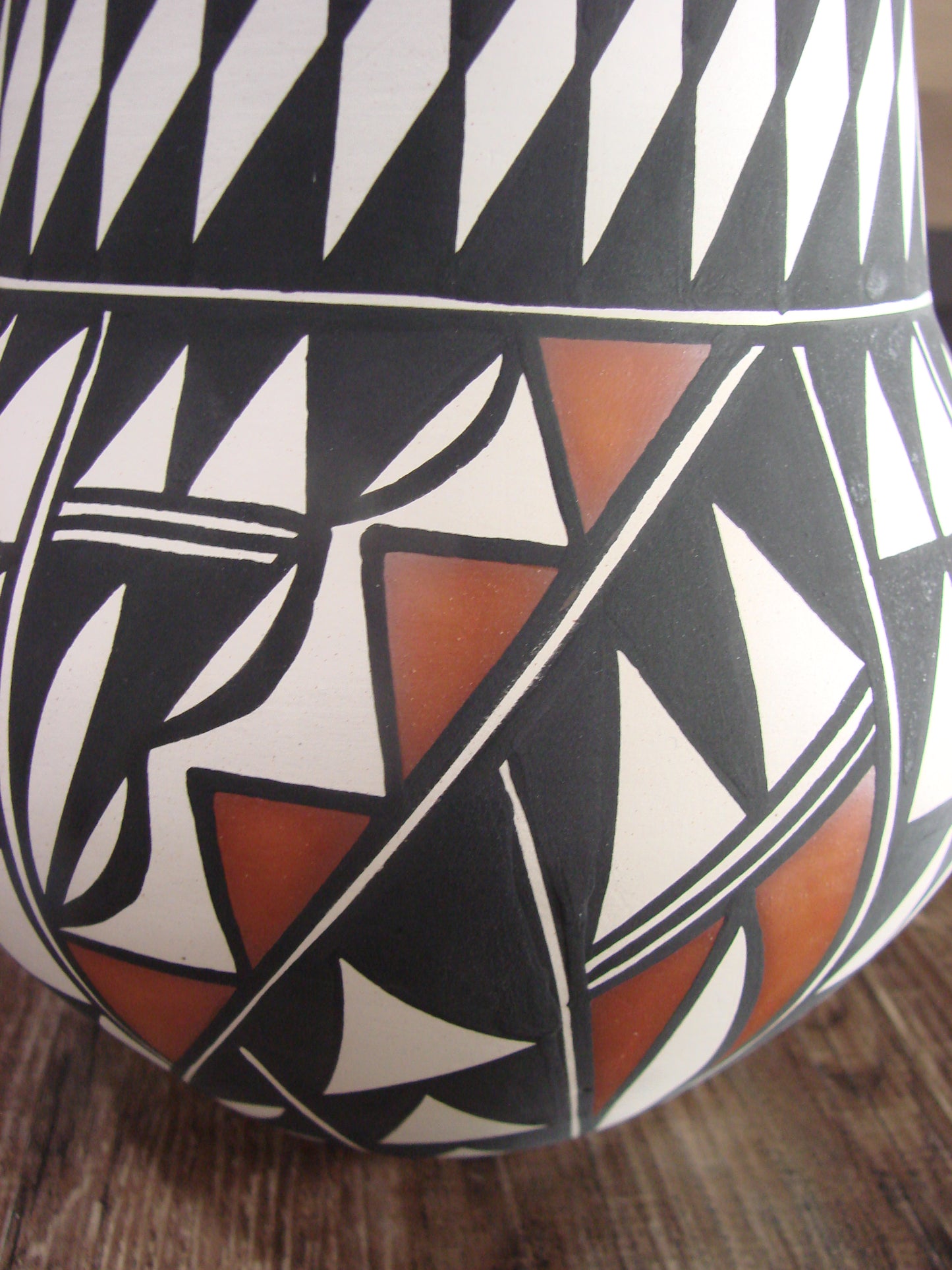 Native American Hand Painted Fine Line Acoma Pottery by Waconda