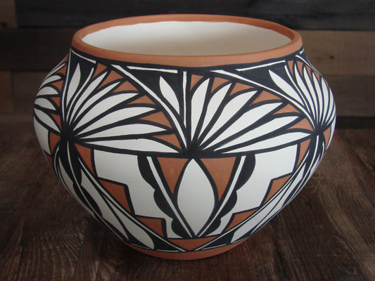 Native American Laguna Fine Line Hand Painted Pottery by Davis