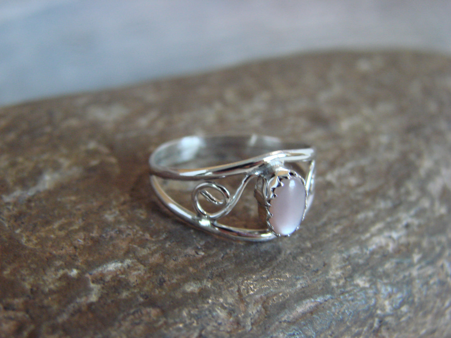 Native American Sterling Silver & Pink Shell Ring Size 3.5 by Lincoln