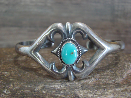 Native American Cast Sterling Silver & Turquoise Bracelet Signed Begay
