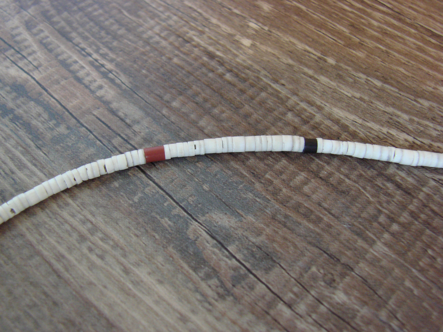 Native American 18" Santo Domingo Tortoise Shell Heishi Necklace - Crespin