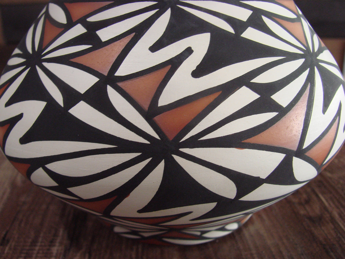 Native American Hand Painted Fine Line Acoma Pottery by Waconda