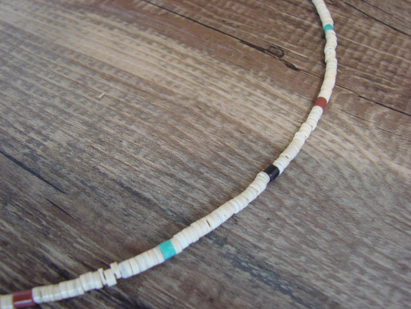 Native American 18" Santo Domingo Tortoise Shell Heishi Necklace - Crespin