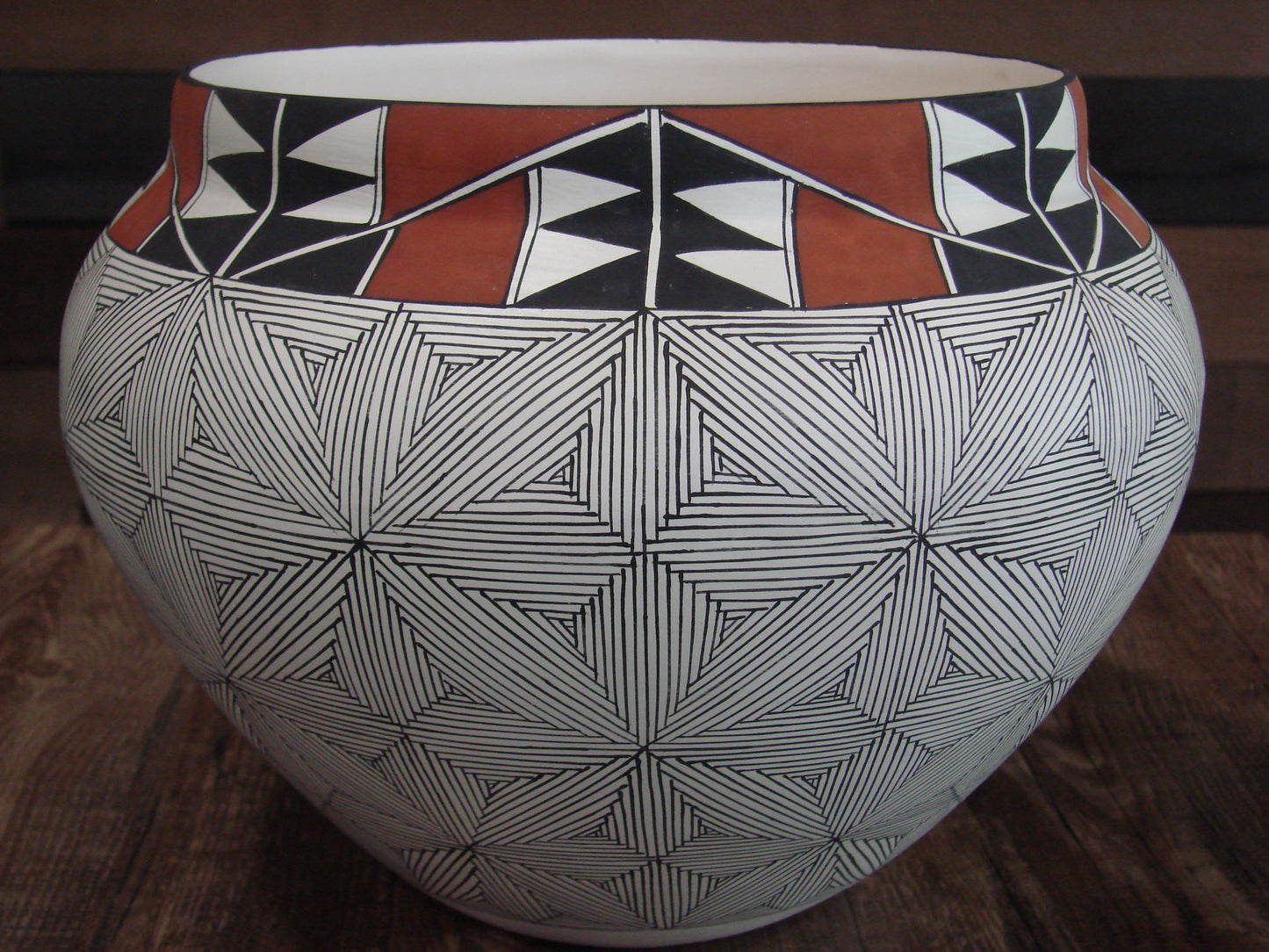 Native American Acoma Fine Line Hand Painted Pottery by D. Malie