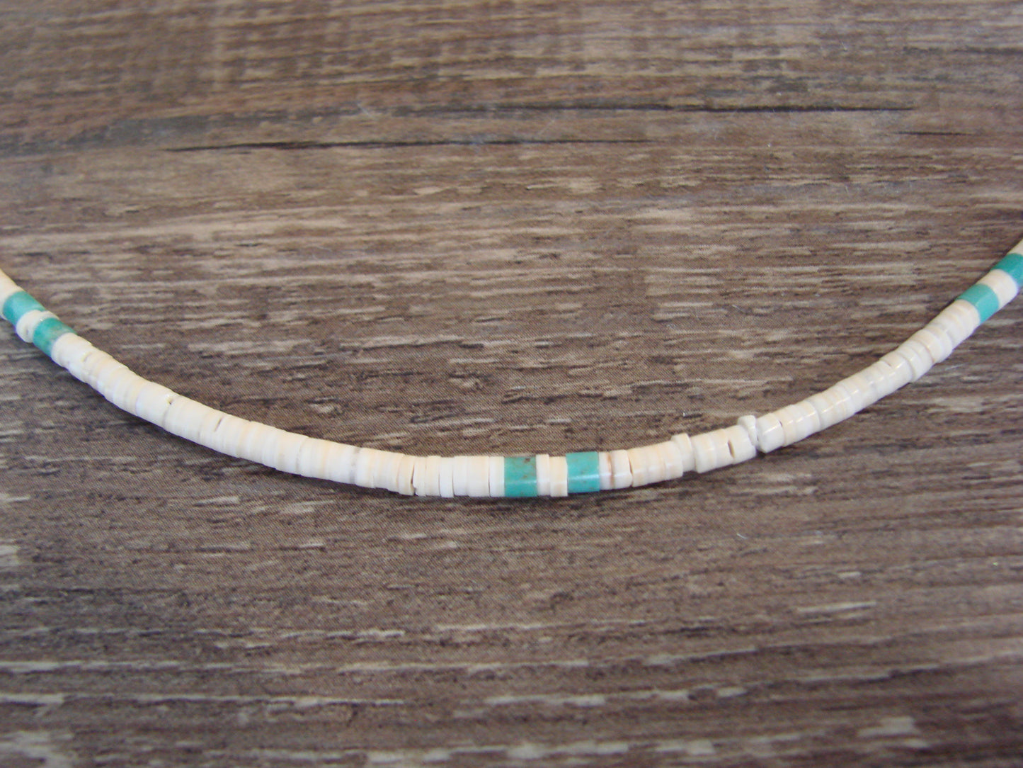 Native American 18" Santo Domingo Tortoise Shell Heishi Necklace - Crespin