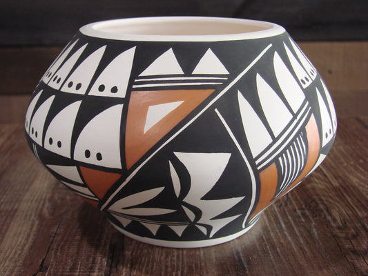 Native American Hand Painted Fine Line Acoma Pottery by Waconda