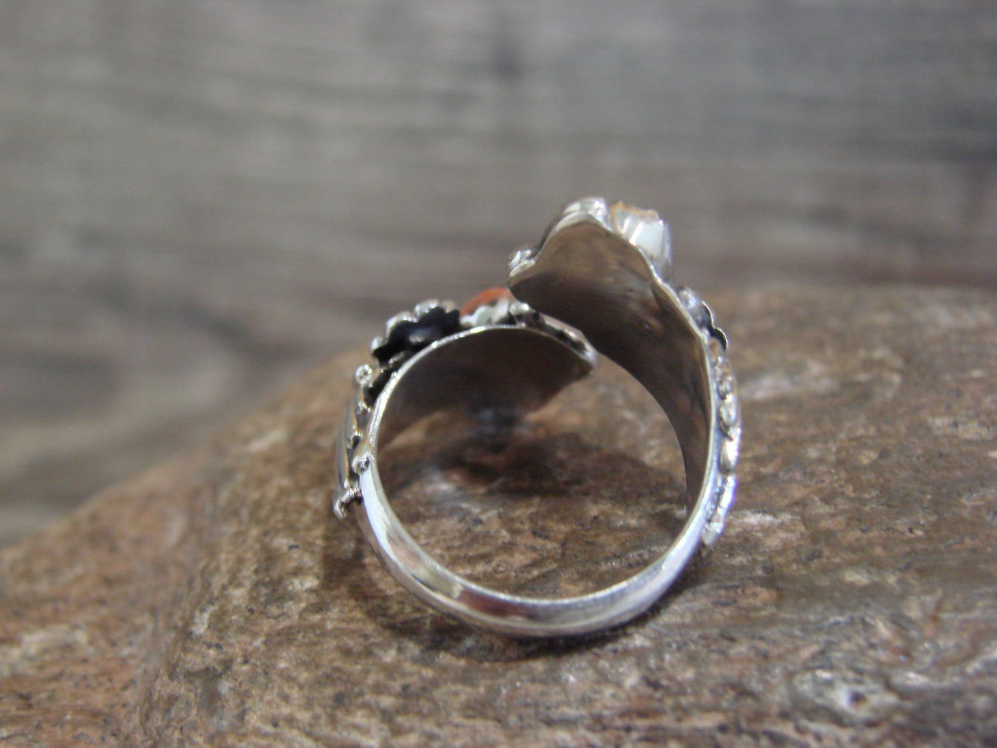 Native American Sterling Silver Spiny Oyster Floral Adjustable Ring - Belin