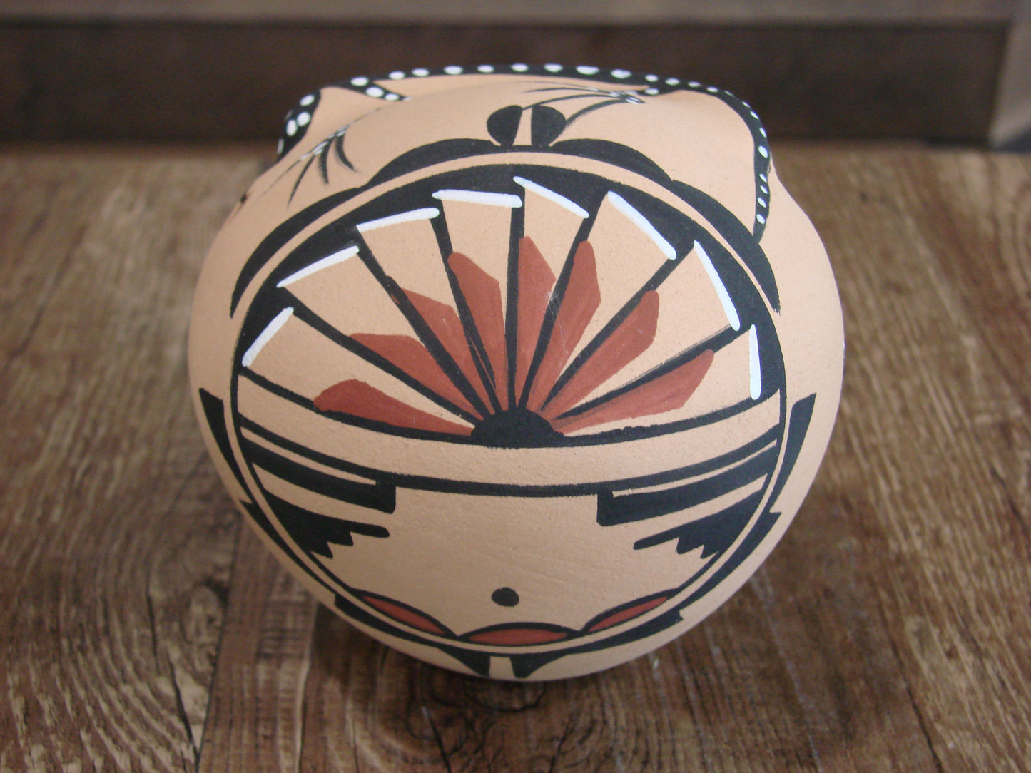 Native American Jemez Indian Handmade Clay Lizard Seed Pot by Chinana
