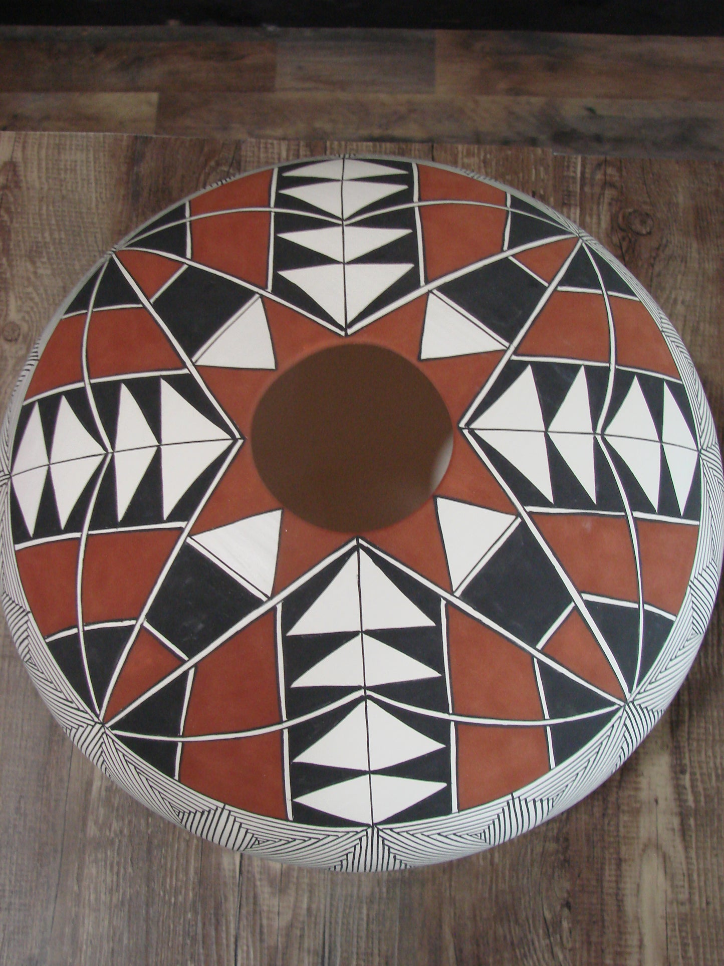 Native American Acoma Fine Line Hand Painted Pottery by D. Malie