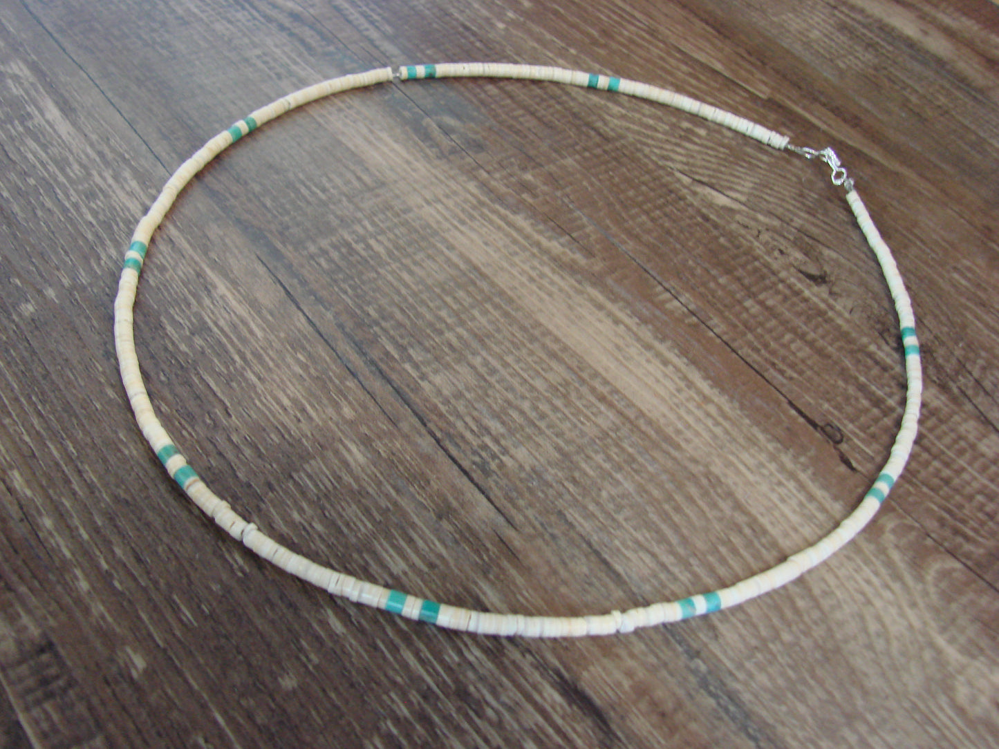 Native American 18" Santo Domingo Tortoise Shell Heishi Necklace - Crespin