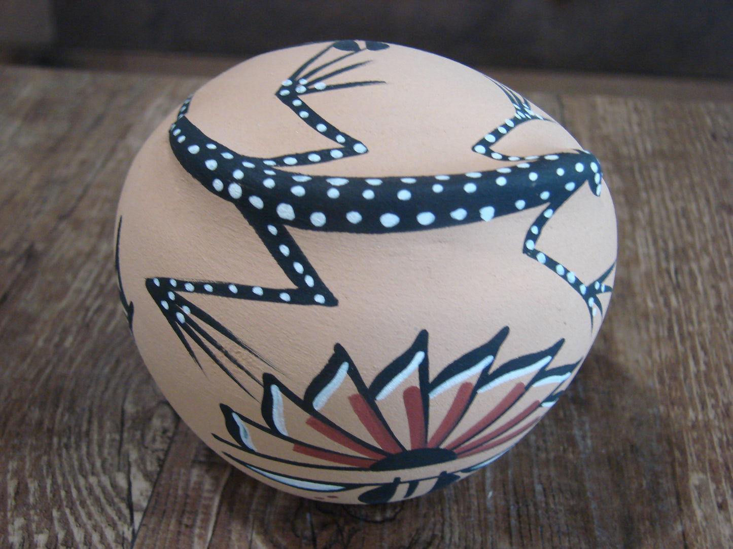 Native American Jemez Indian Handmade Clay Lizard Seed Pot by Chinana