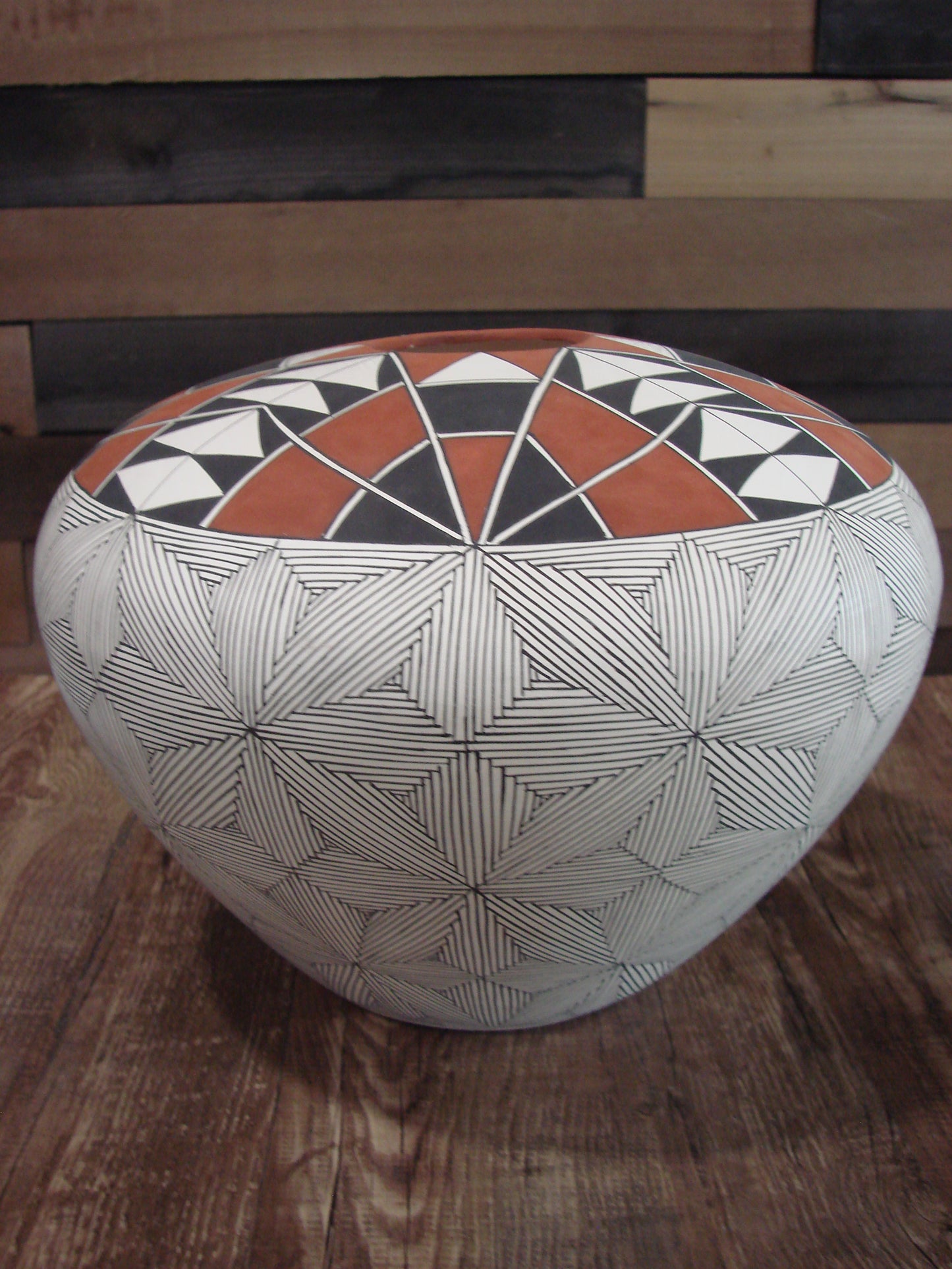 Native American Acoma Fine Line Hand Painted Pottery by D. Malie
