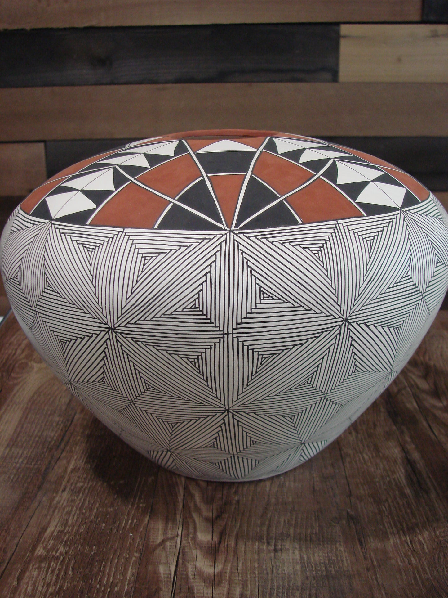 Native American Acoma Fine Line Hand Painted Pottery by D. Malie