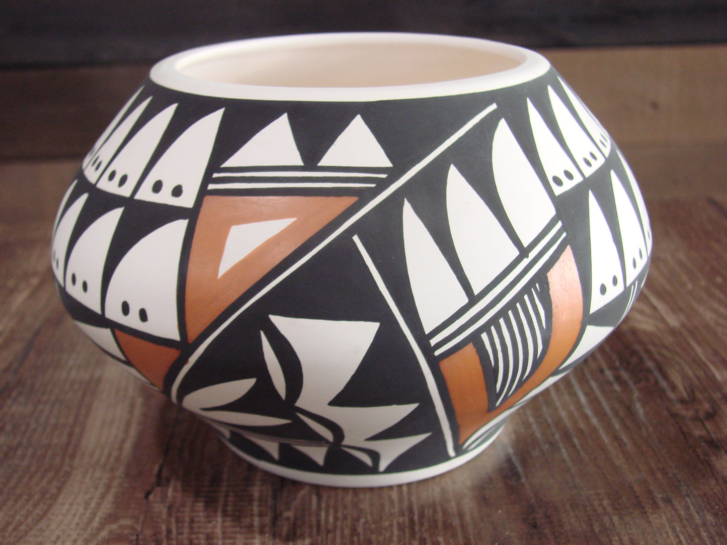 Native American Hand Painted Fine Line Acoma Pottery by Waconda