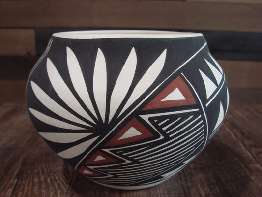 Native American Acoma Fine Line Hand Painted Pottery by Victorino