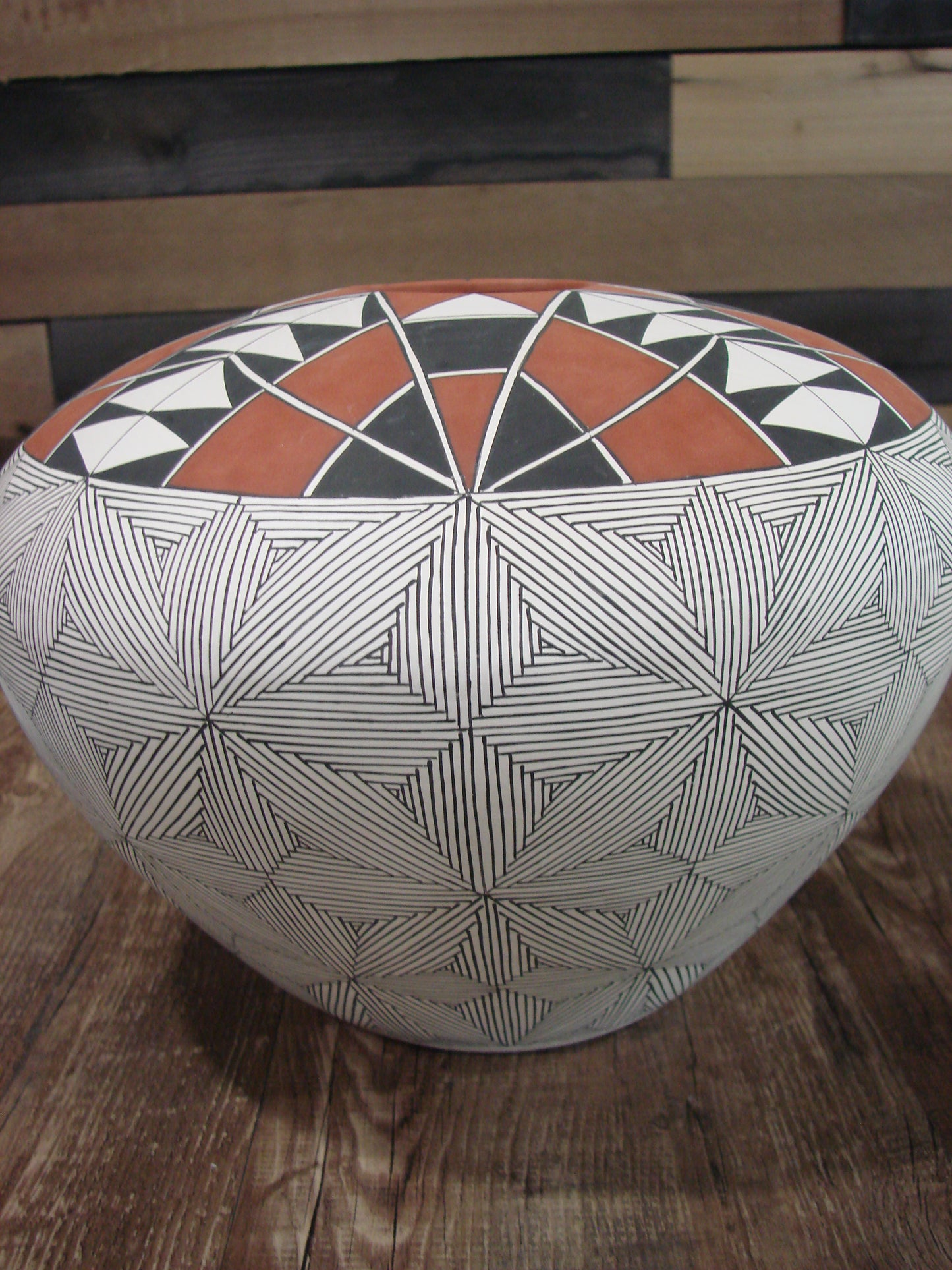 Native American Acoma Fine Line Hand Painted Pottery by D. Malie