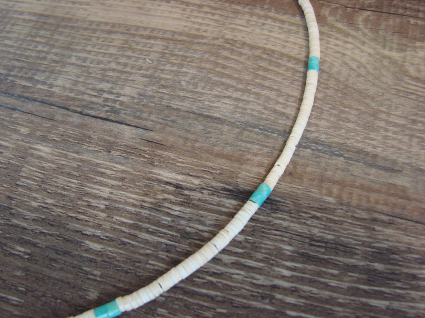 Native American 18" Santo Domingo Tortoise Shell Heishi Necklace - Crespin