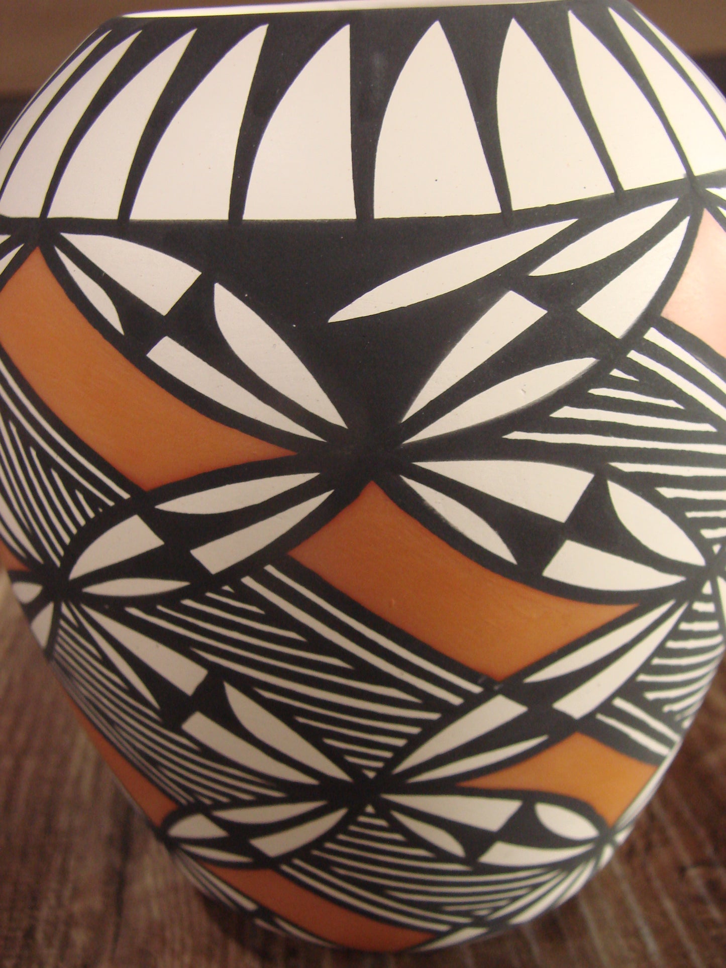 Native American Hand Painted Fine Line Acoma Pottery by Waconda