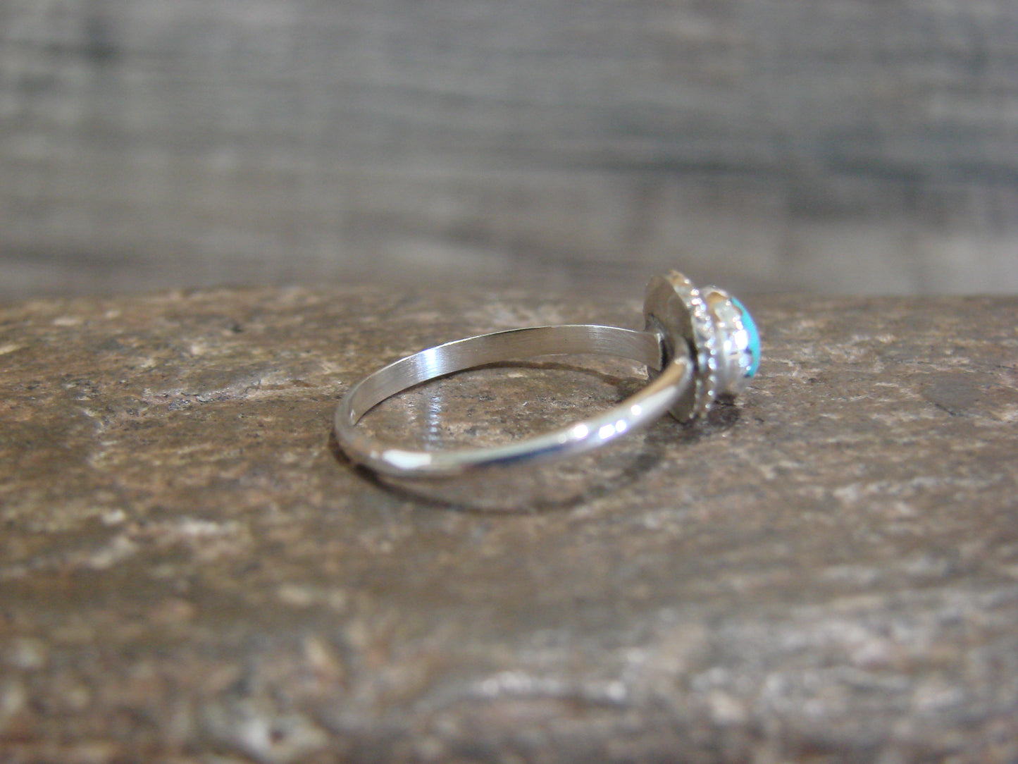 Native American Sterling Silver Round Turquoise Ring by Qualo - Size 5.5
