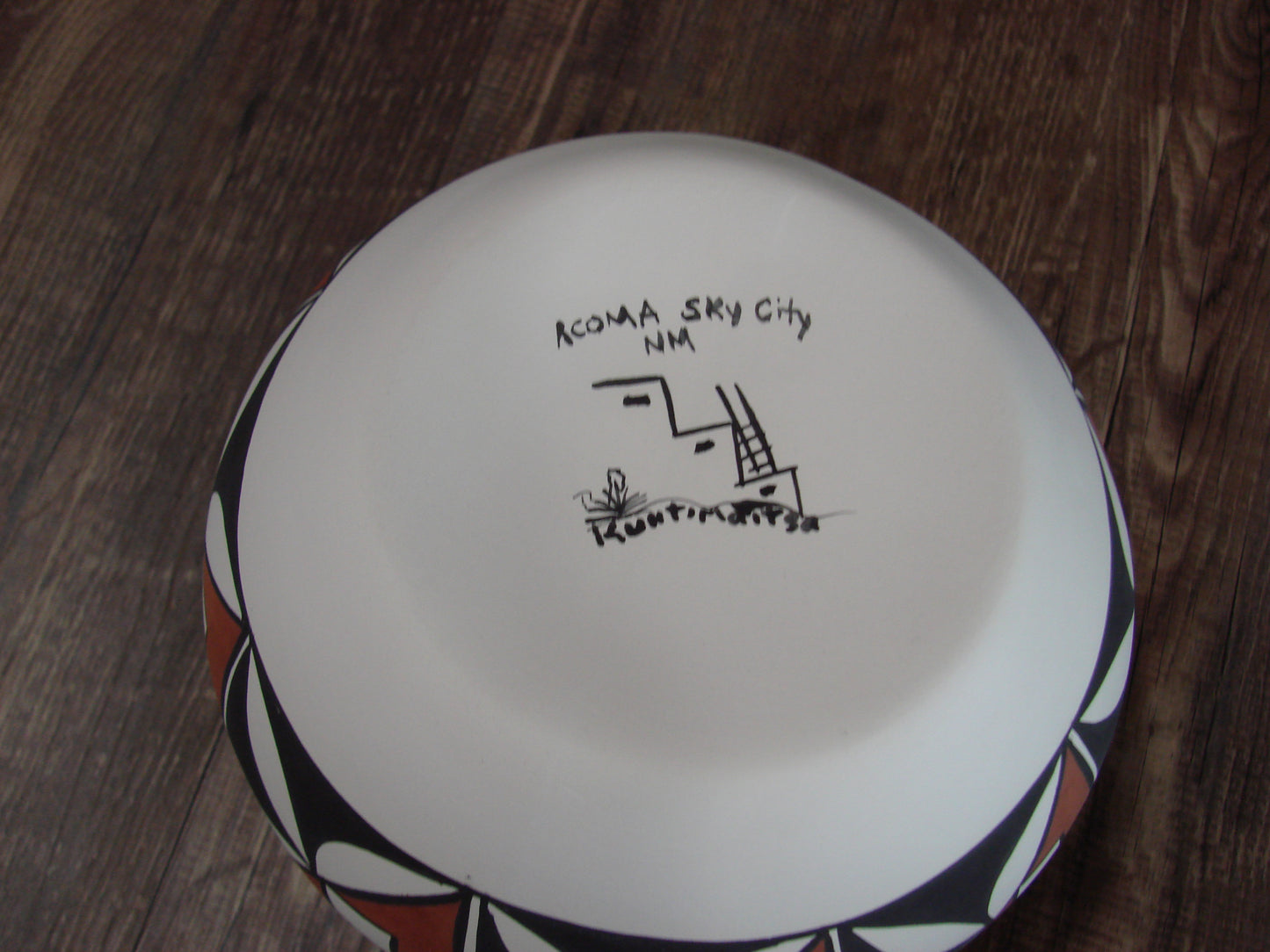 Native American Hand Painted Acoma Pottery by Kuutimaitsa