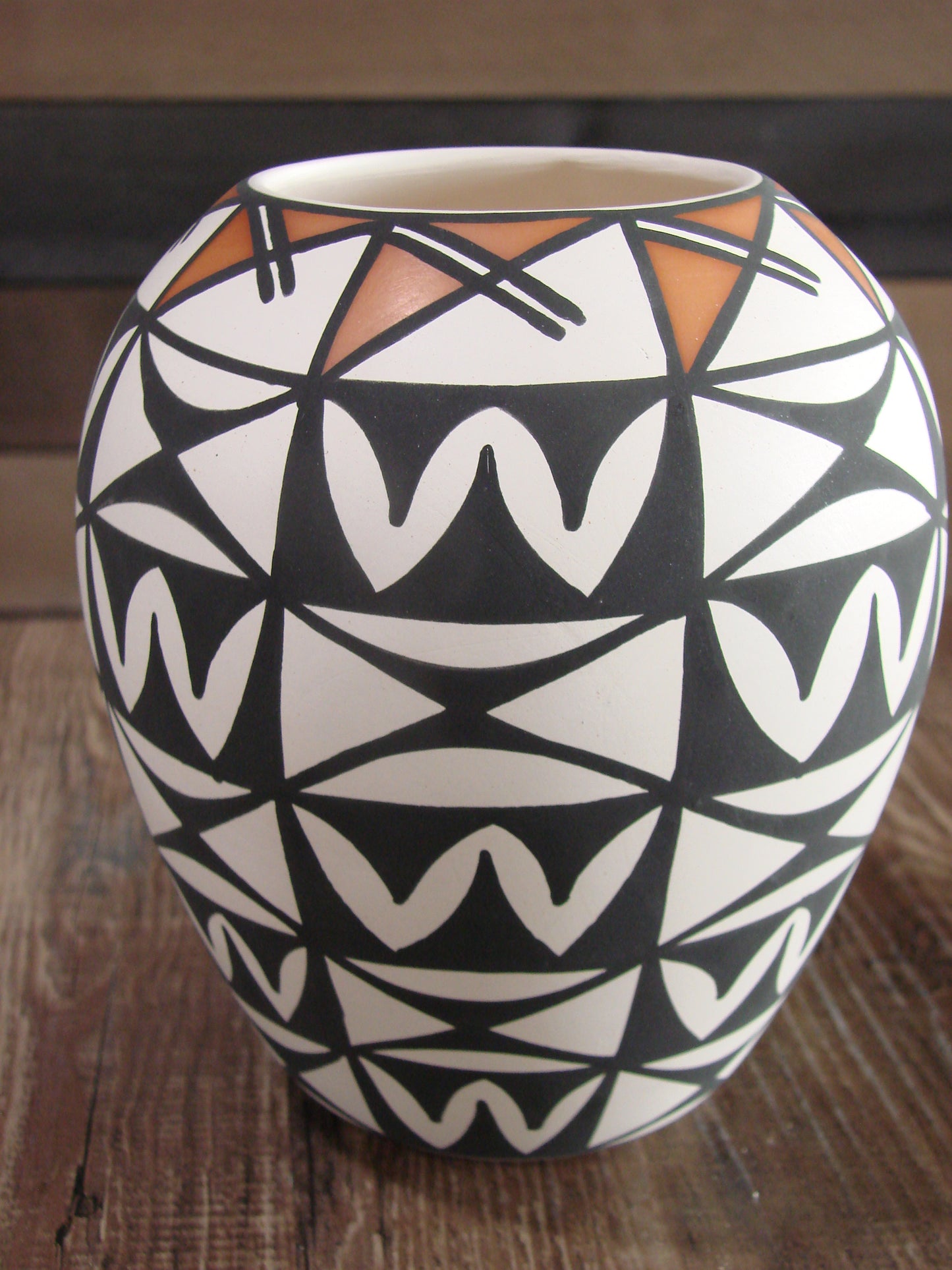 Native American Hand Painted Fine Line Acoma Pottery by Waconda