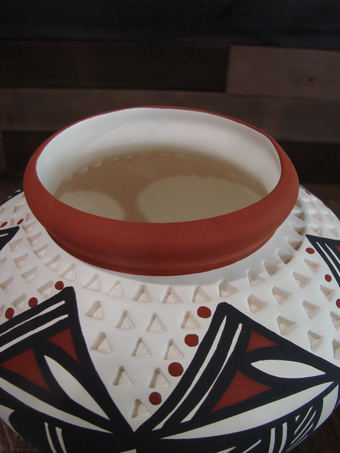 Native American Acoma Fine Line Hand Painted Pottery by Aragon