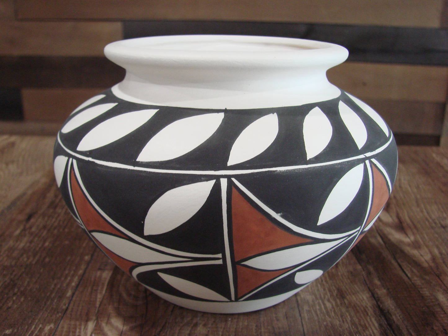 Native American Hand Painted Acoma Pottery by Kuutimaitsa