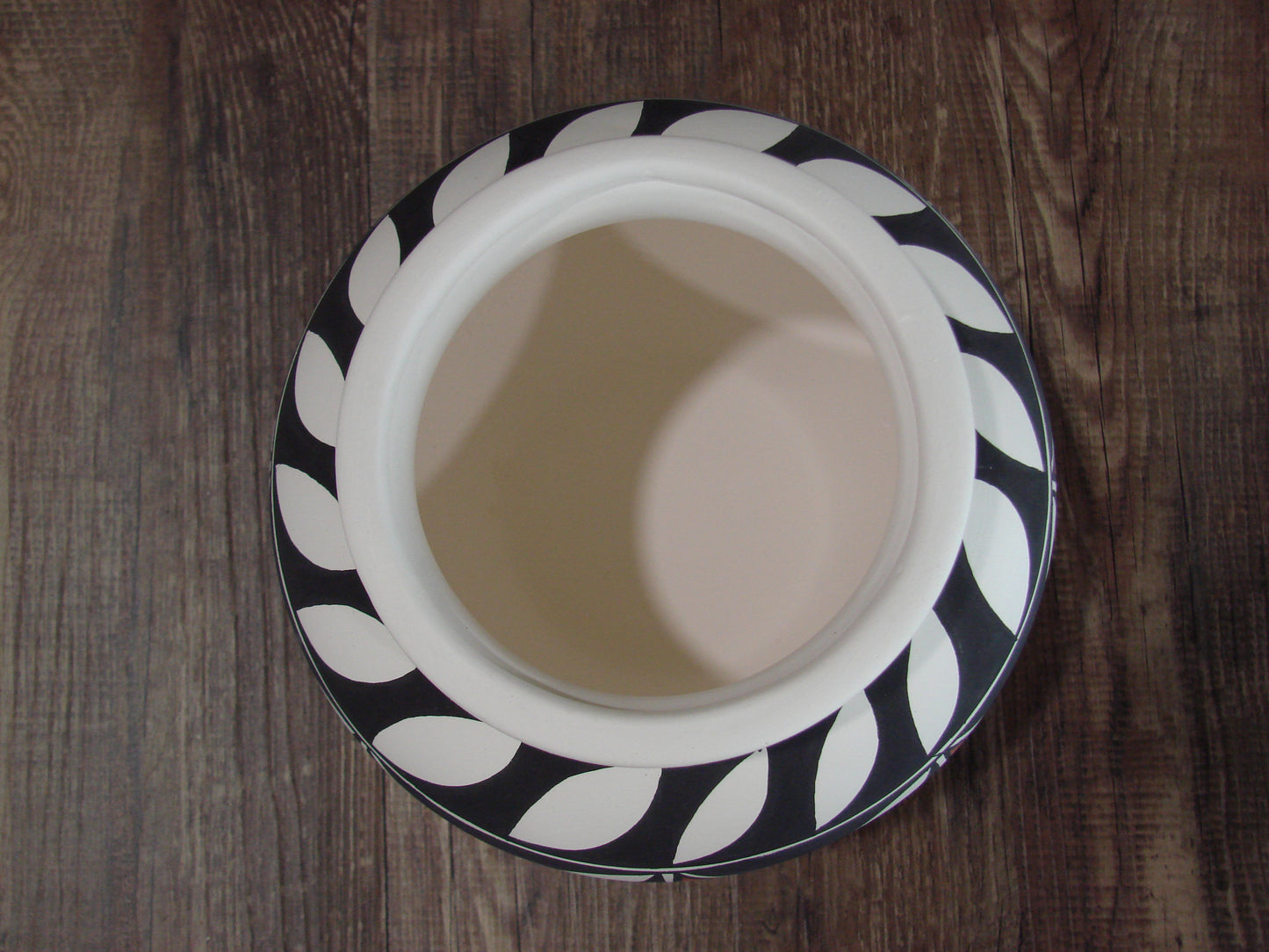 Native American Hand Painted Acoma Pottery by Kuutimaitsa