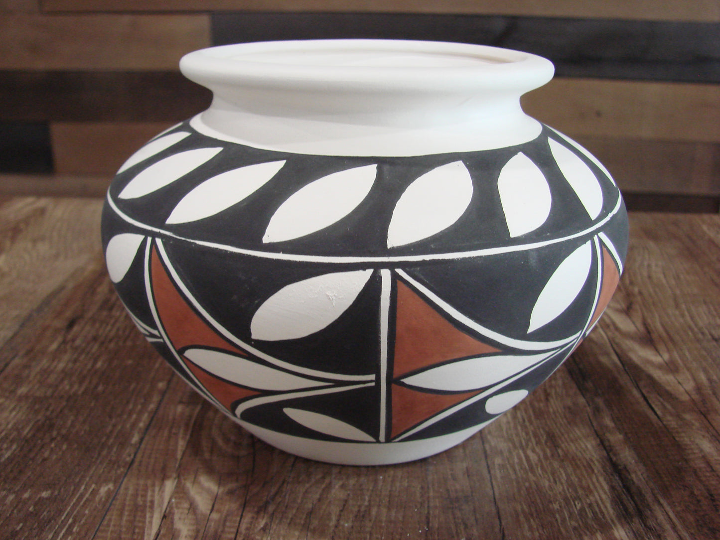 Native American Hand Painted Acoma Pottery by Kuutimaitsa