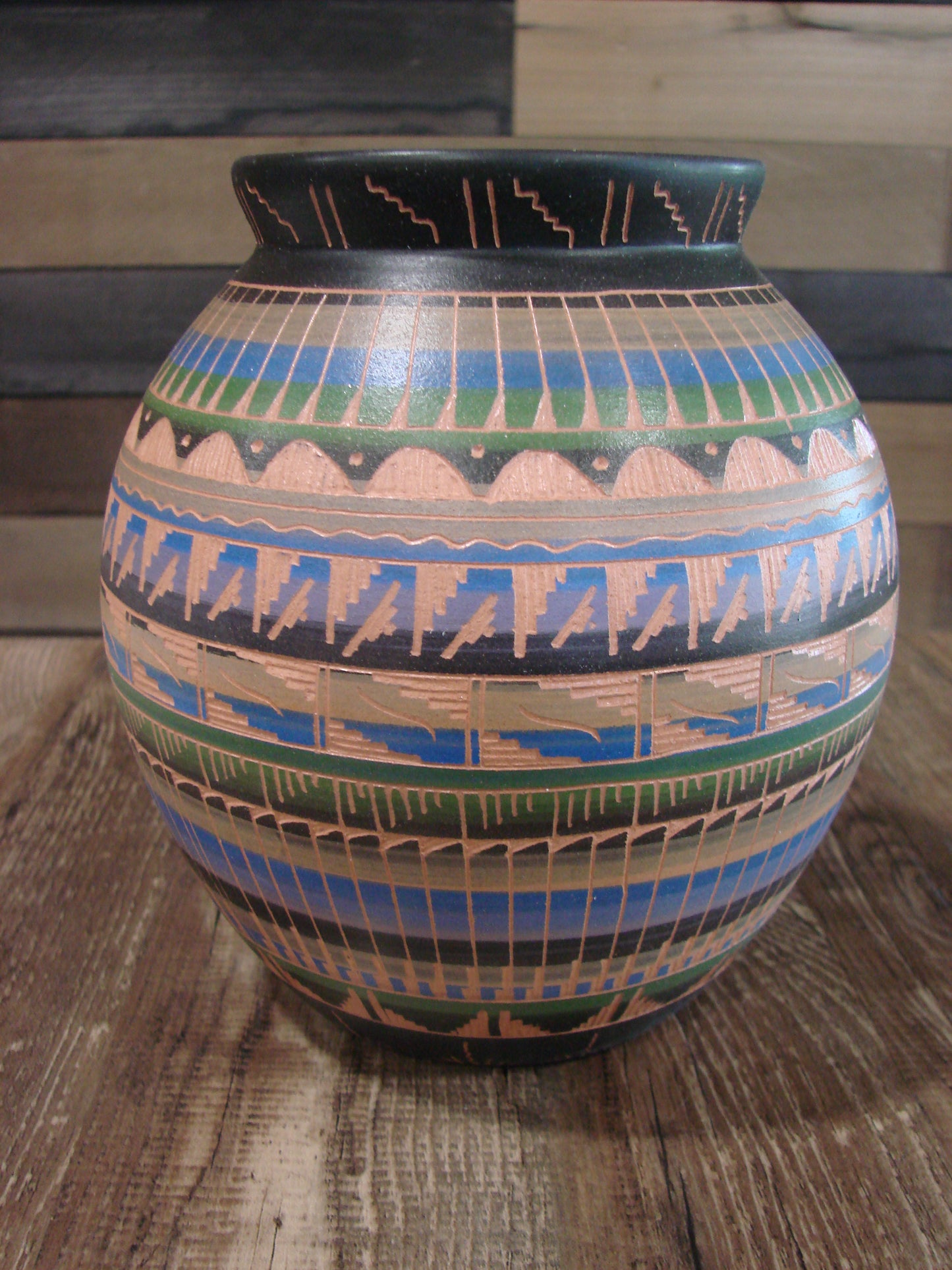 Native American Hand Etched & Hand Painted Pottery - Gilmore