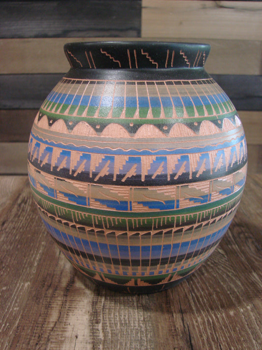 Native American Hand Etched & Hand Painted Pottery - Gilmore