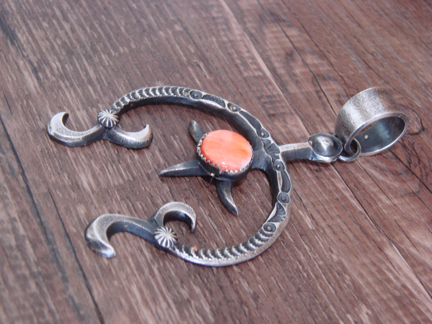 Native American Sterling Silver & Spiny Oyster Naja Pendant Signed Billah