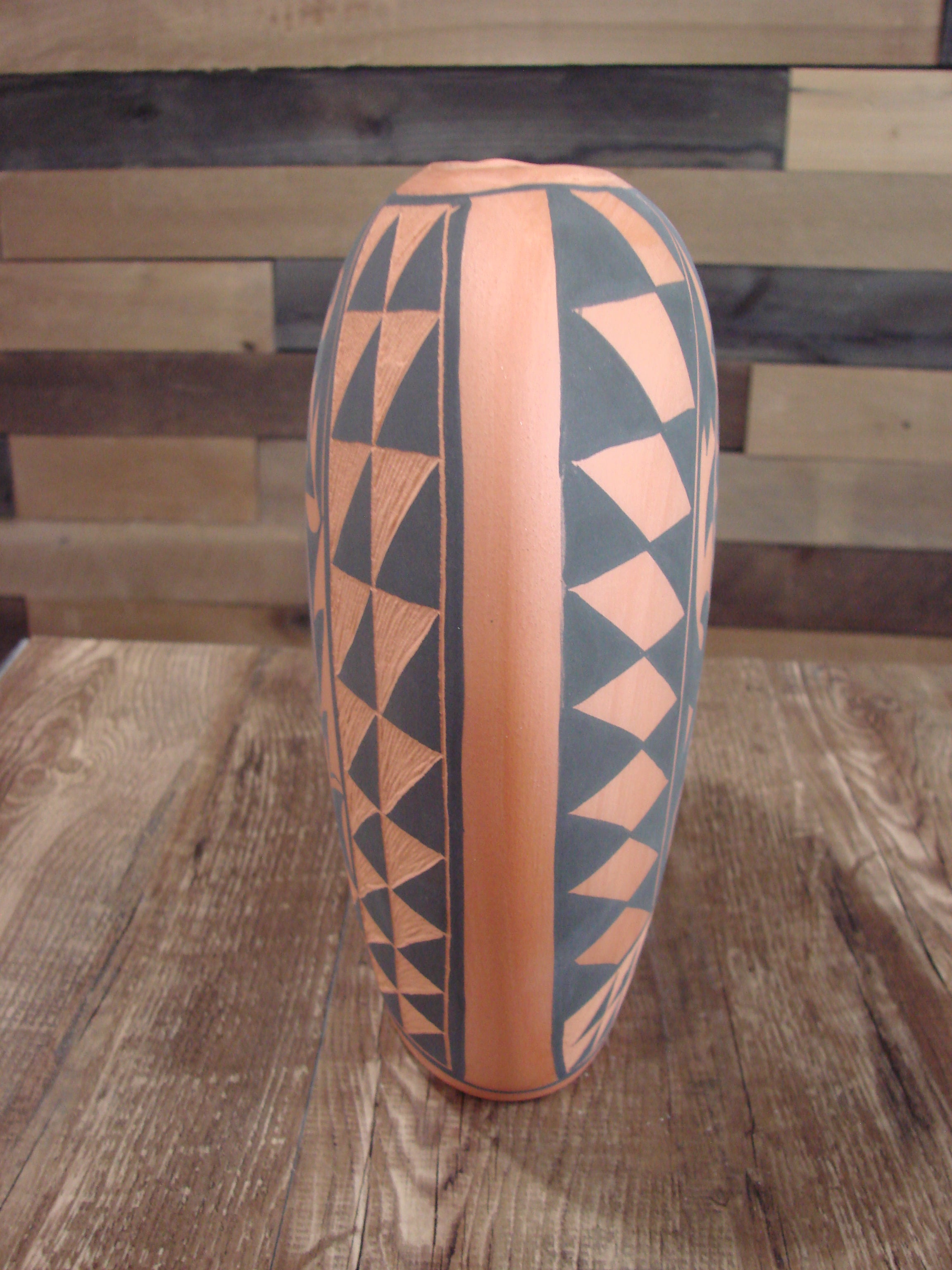 Small Native American Hand Painted Acoma Pottery by Concho– NTNM