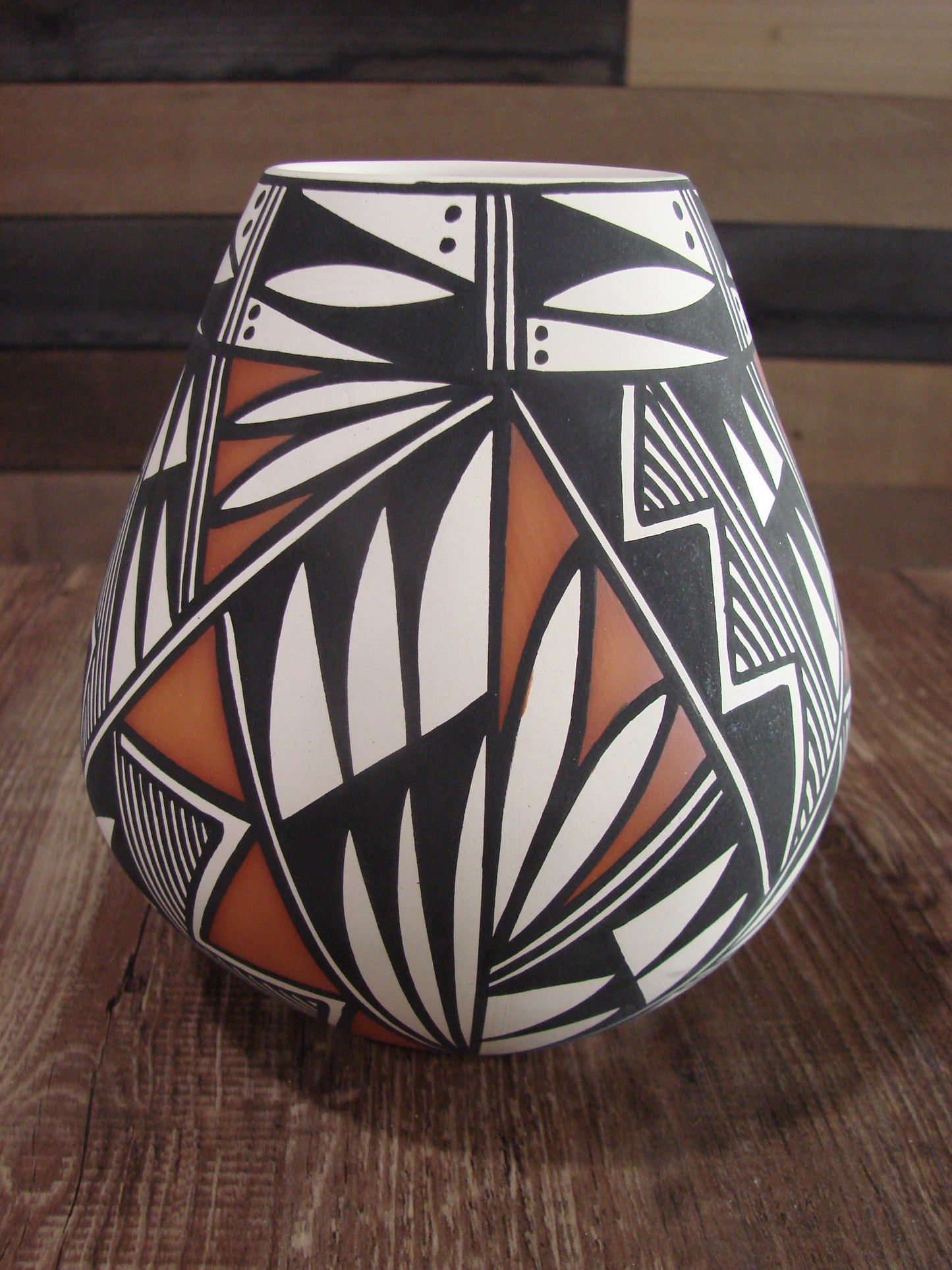 Native American Hand Painted Fine Line Acoma Pottery by Estevan