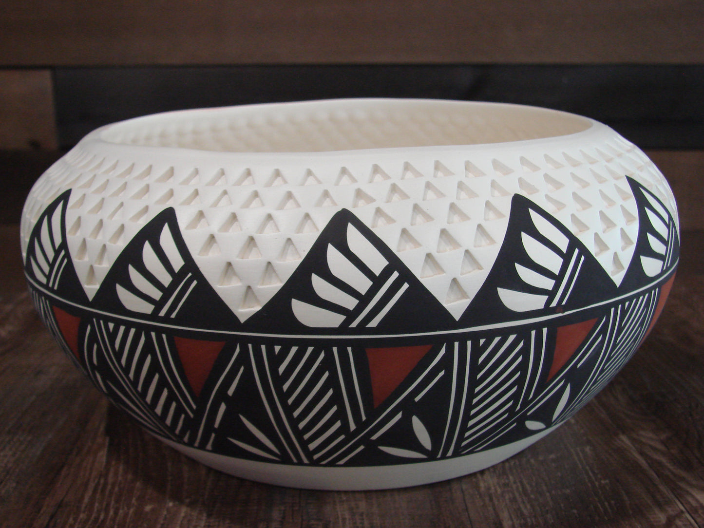Native American Acoma Fine Line Hand Painted Pottery by Aragon