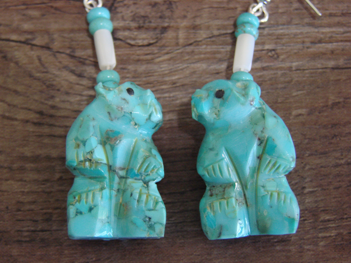 Native American Hand Carved Bear Fetish Dangle Earrings - Laate