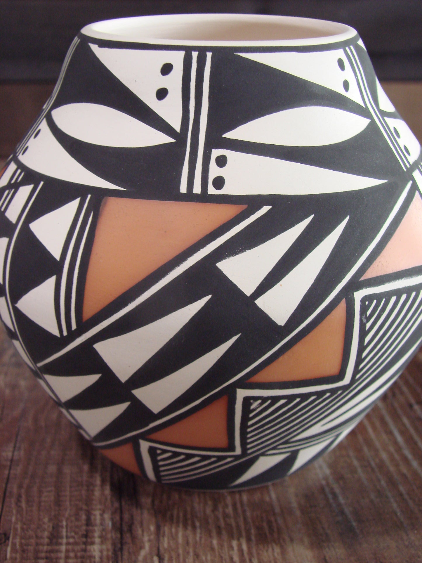 Native American Hand Painted Fine Line Acoma Pottery by Estevan
