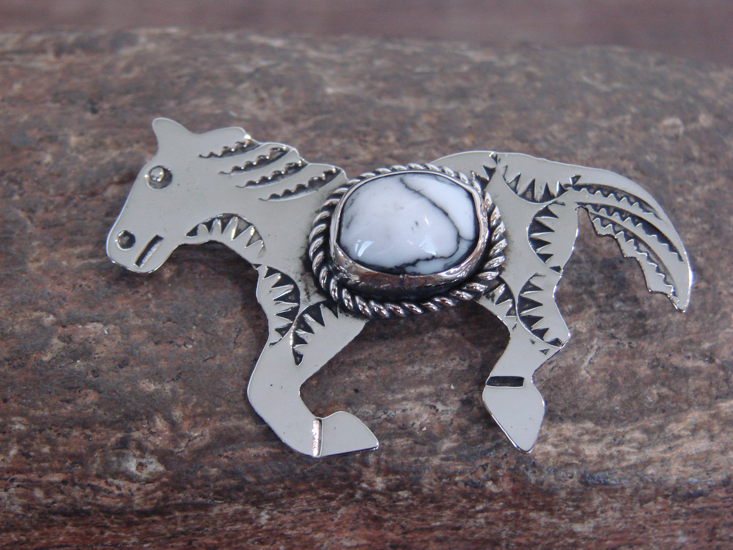 Native American Nickel Silver & Howlite Horse Pin - Cleveland