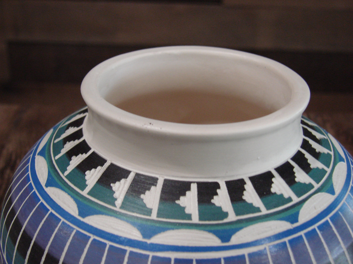 Native American Hand Etched & Hand Painted Pottery - Gilmore