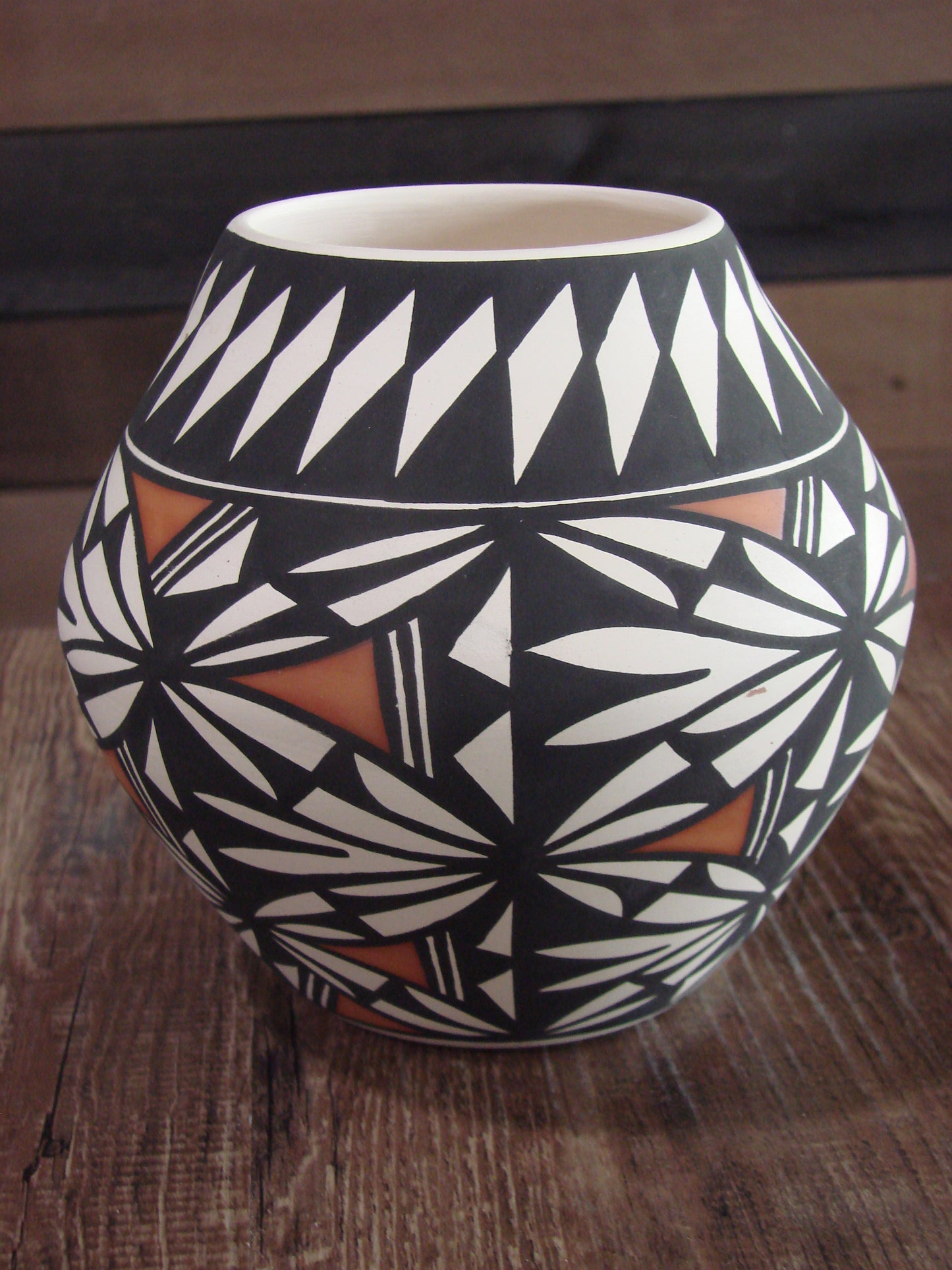 Native American Hand Painted Fine Line Acoma Pottery by Estevan