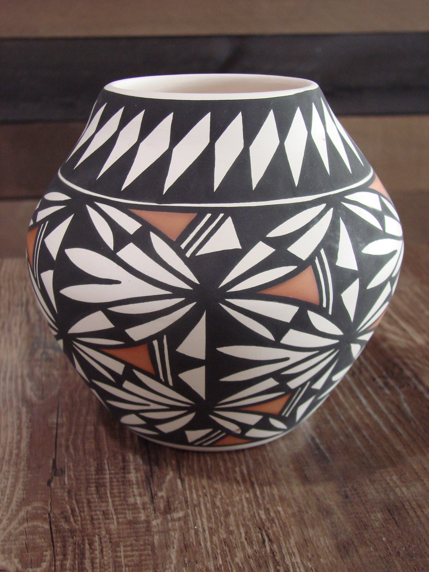 Native American Hand Painted Fine Line Acoma Pottery by Estevan