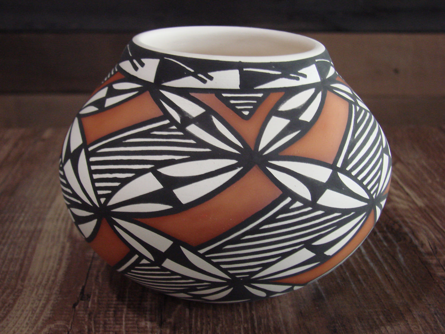Native American Hand Painted Fine Line Acoma Pottery by Estevan