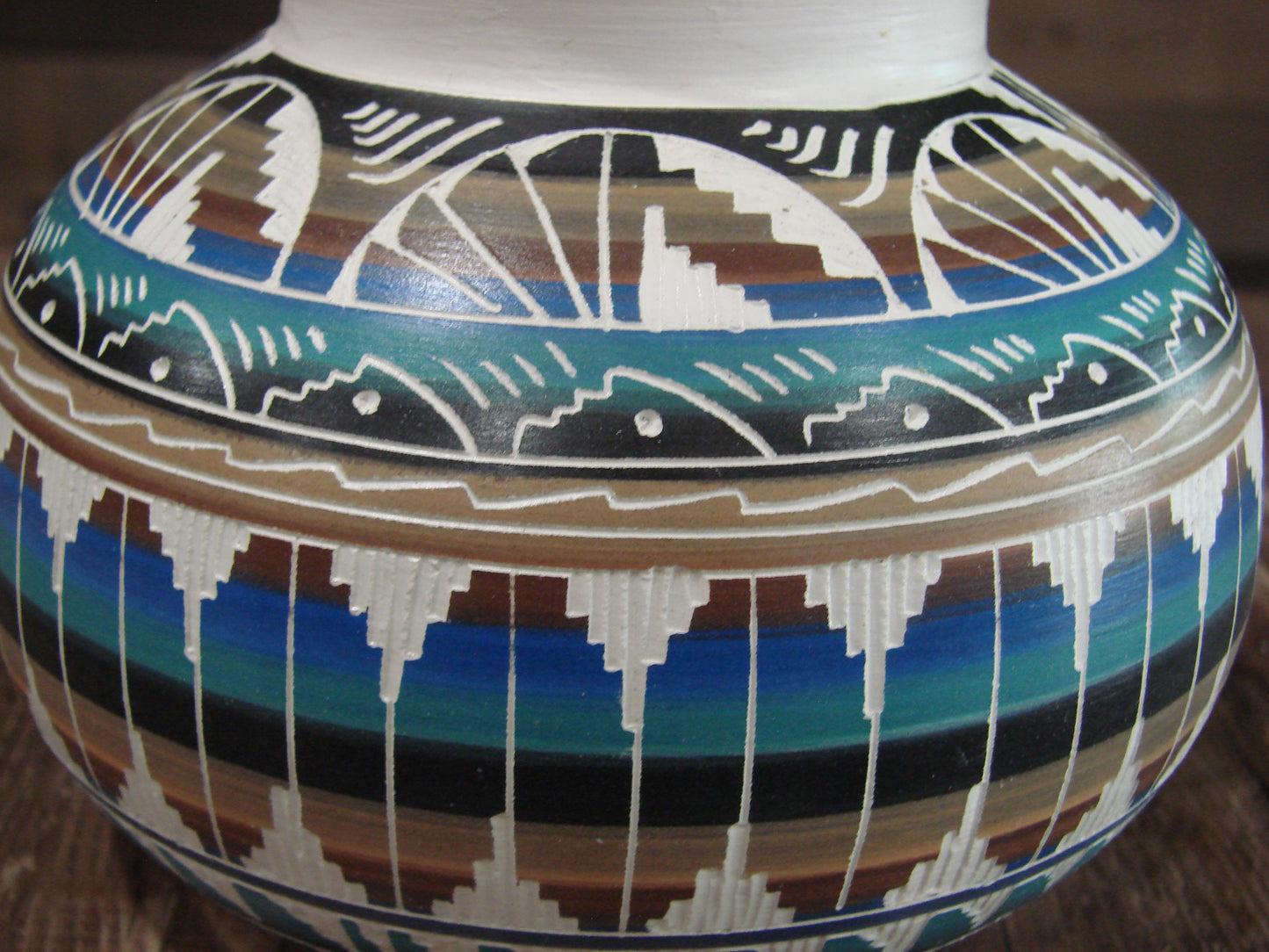Native American Hand Etched & Hand Painted Pottery - Gilmore