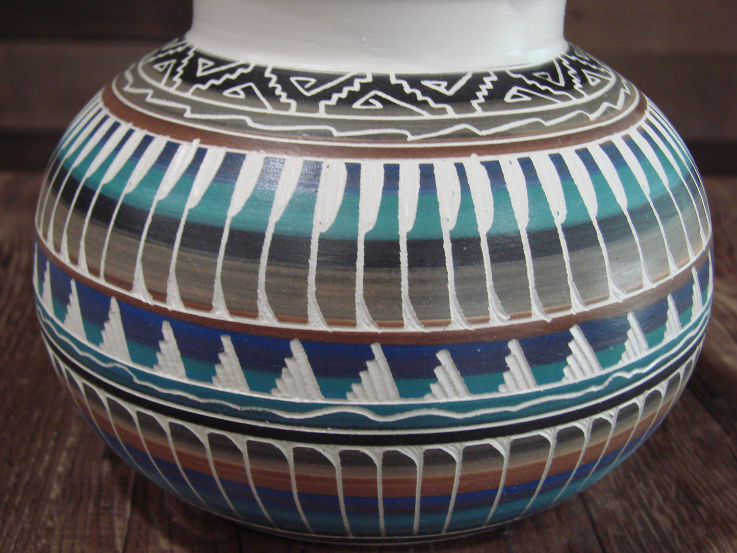 Native American Hand Etched & Hand Painted Pottery - Gilmore