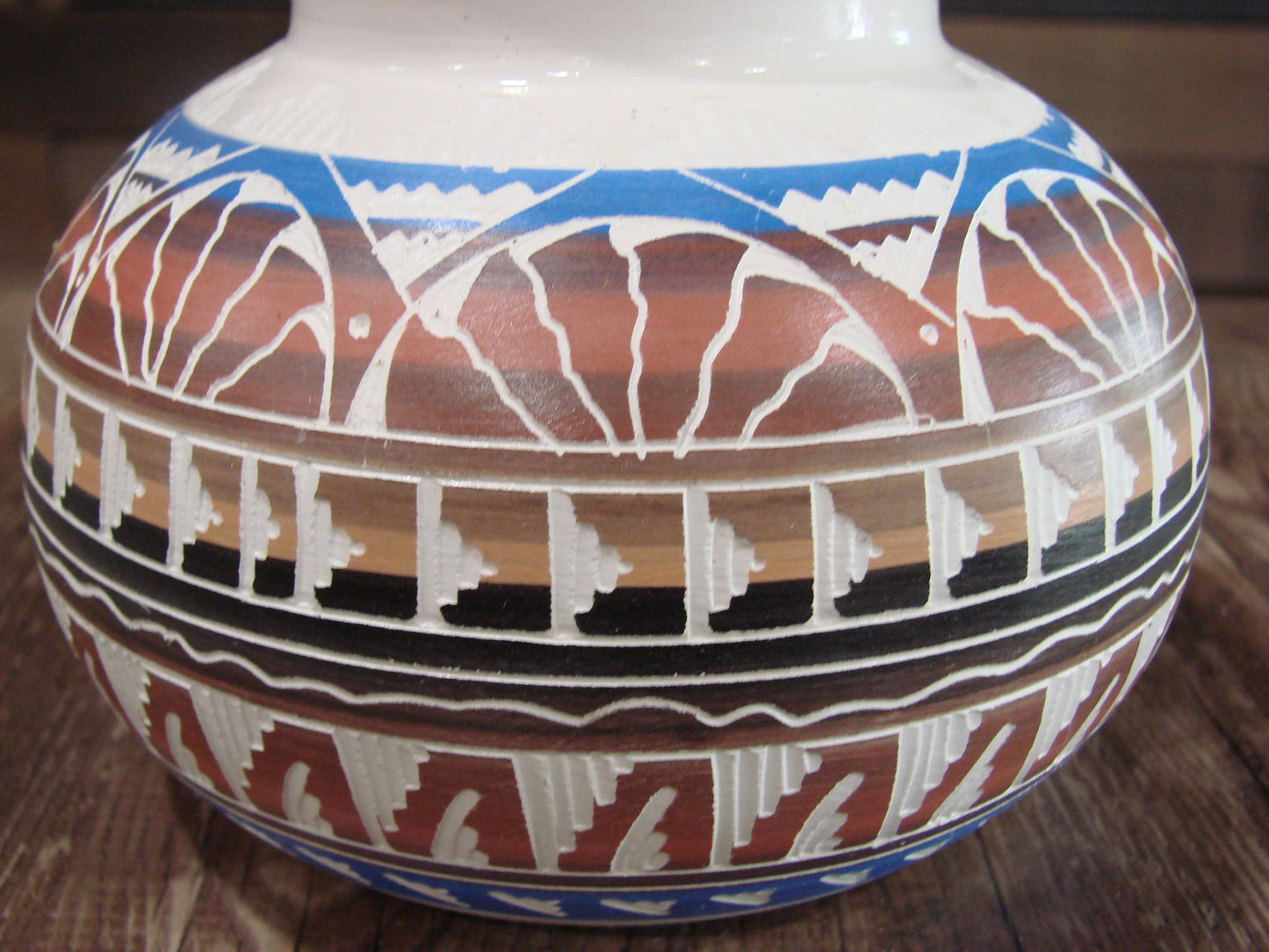 Native American Hand Etched & Hand Painted Pottery - Gilmore