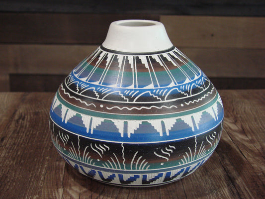Native American Hand Etched & Hand Painted Pottery - Gilmore