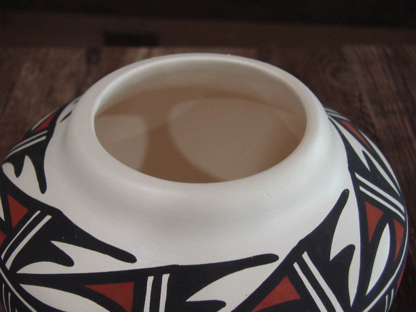 Native American Acoma Fine Line Hand Painted Pottery - Aragon