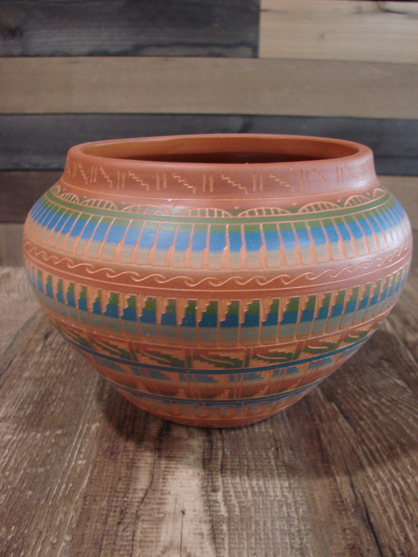 Native American Hand Etched & Hand Painted Pottery - Gilmore