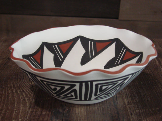 Native American Acoma Fine Line Hand Painted Pottery - Aragon