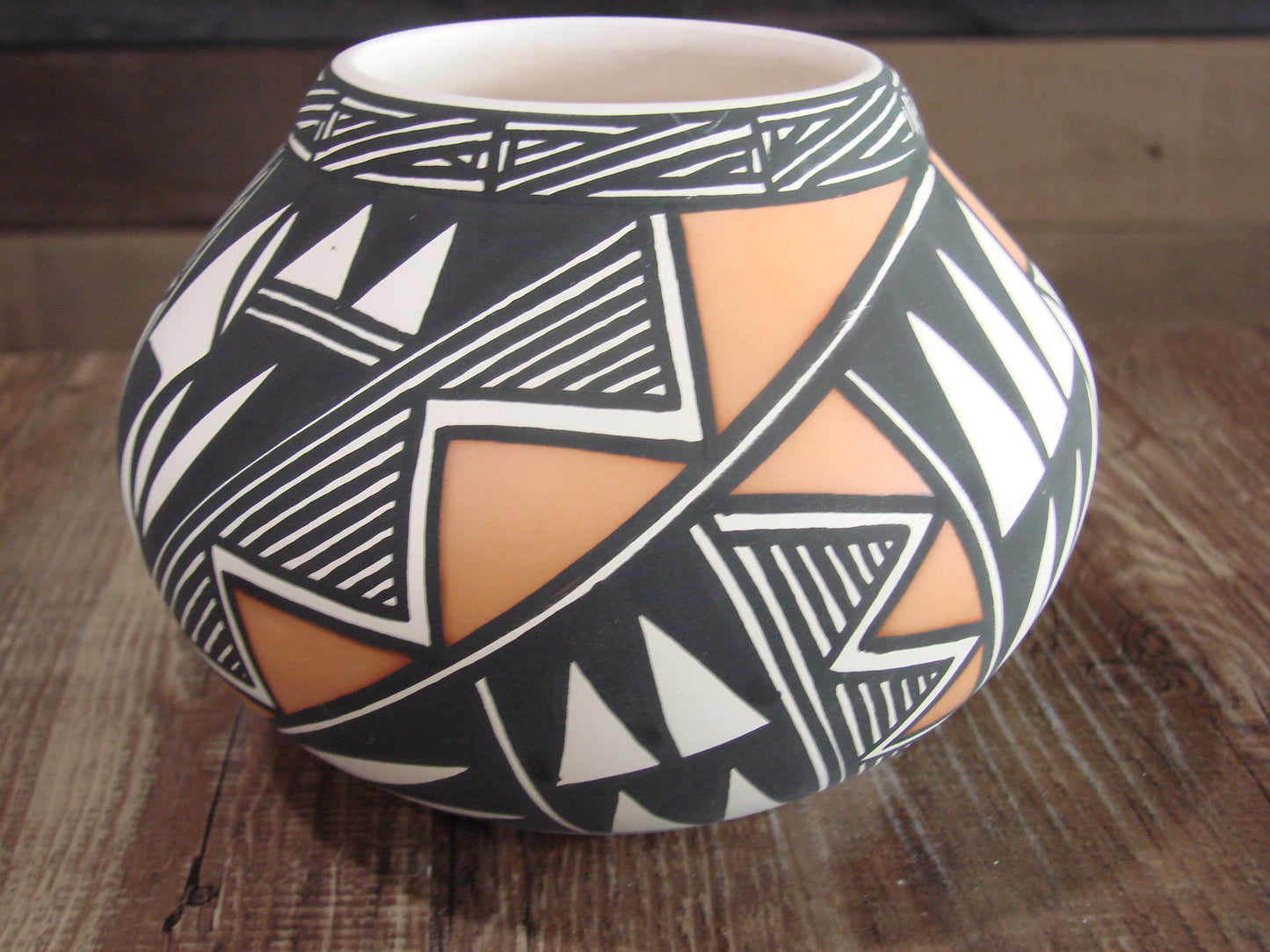 Native American Hand Painted Fine Line Acoma Pottery by Estevan